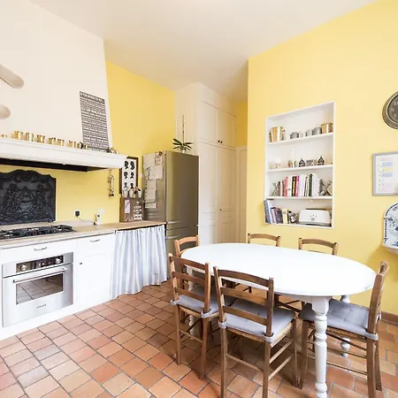 Veeve - Duplex Near Trocadero