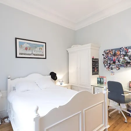 Apartment Veeve - Duplex Near Trocadero *
