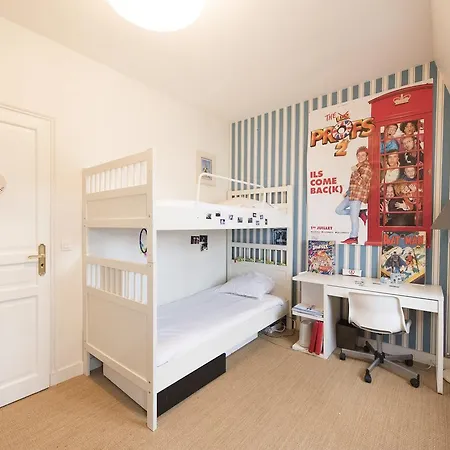 Veeve - Duplex Near Trocadero Apartment *