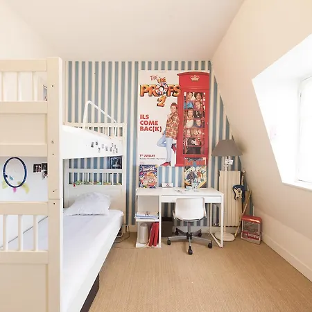Apartment Veeve - Duplex Near Trocadero Paris
